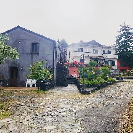 Puntalazzo Villa Alessio - Case Vacanza Con Piscina Sull'Etna מראה חיצוני תמונה