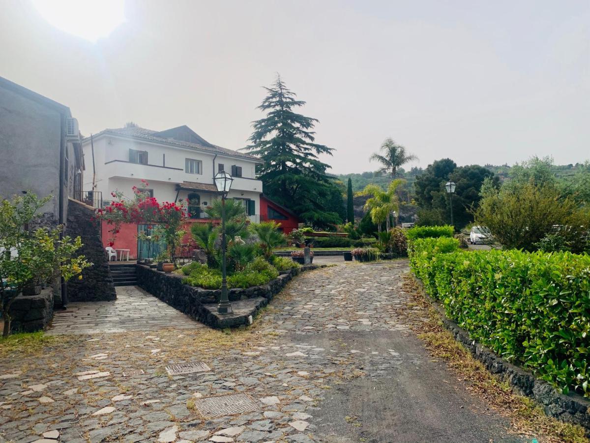 Puntalazzo Villa Alessio - Case Vacanza Con Piscina Sull'Etna מראה חיצוני תמונה
