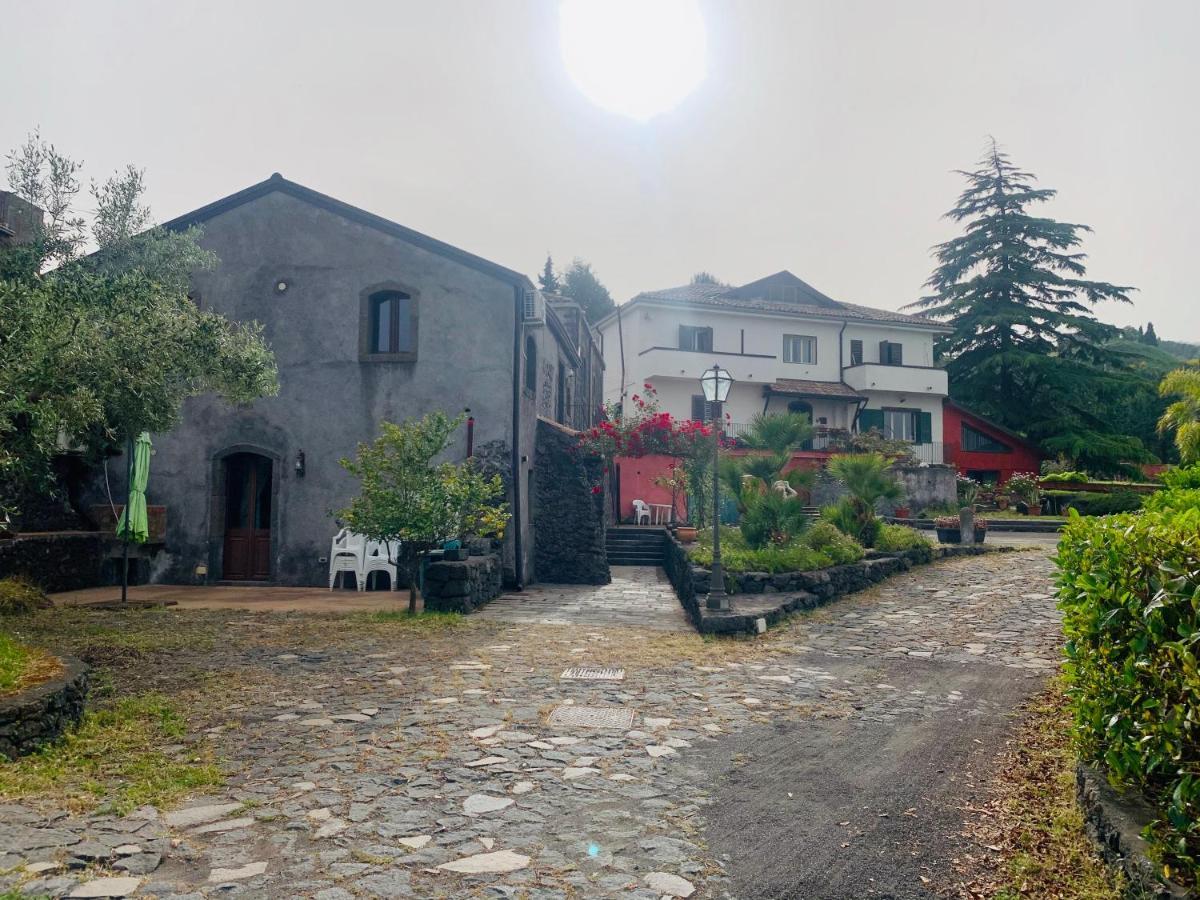 Puntalazzo Villa Alessio - Case Vacanza Con Piscina Sull'Etna מראה חיצוני תמונה